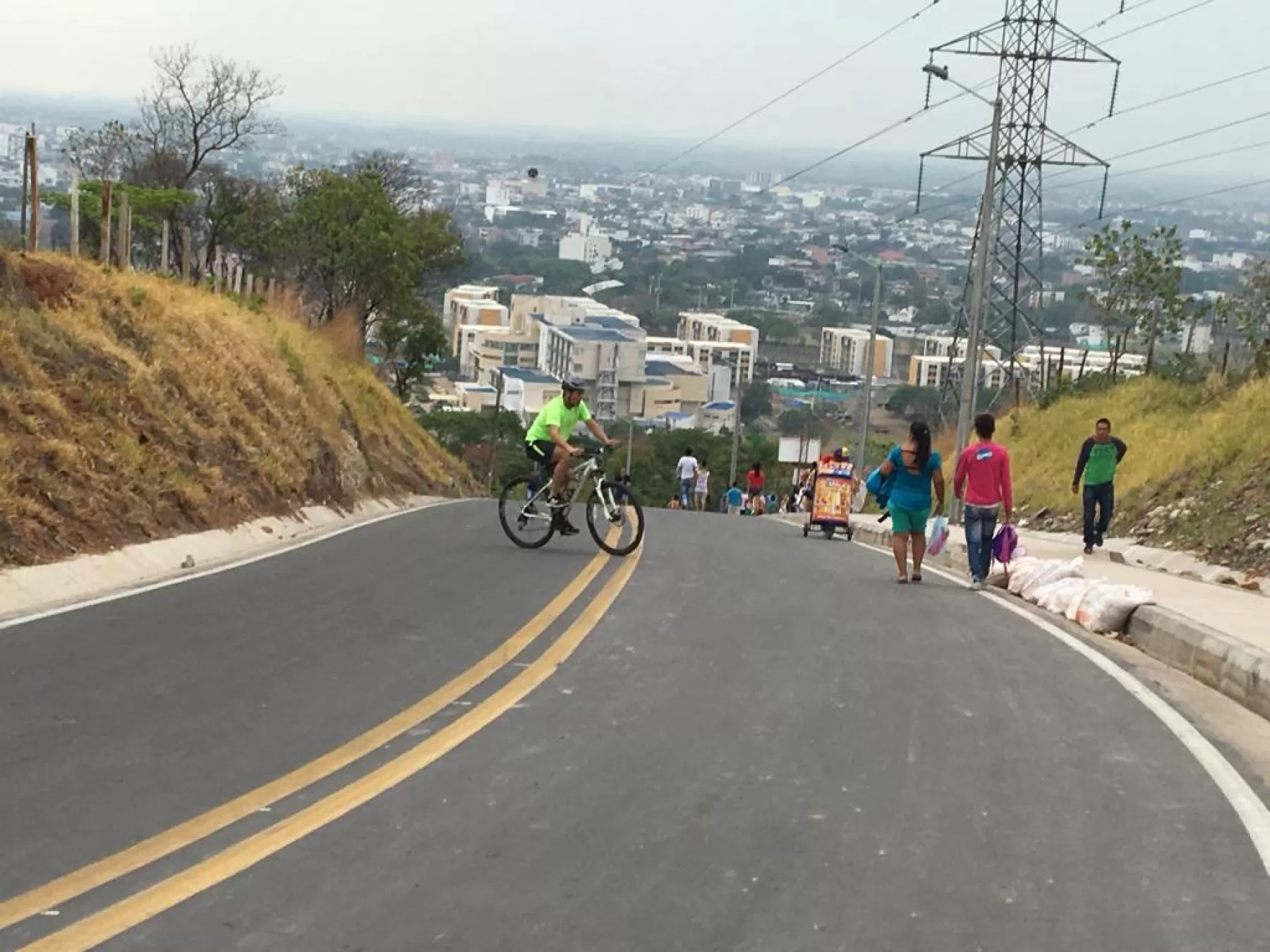 La oficina municipal para la Gestión del Riesgo de Desastres de Yopal,  informó a la comunidad en general que no está autorizado ningún tipo de ascenso, actividad, caminata o peregrinación hacia el Cerro El Venado, durante la Semana Mayor.